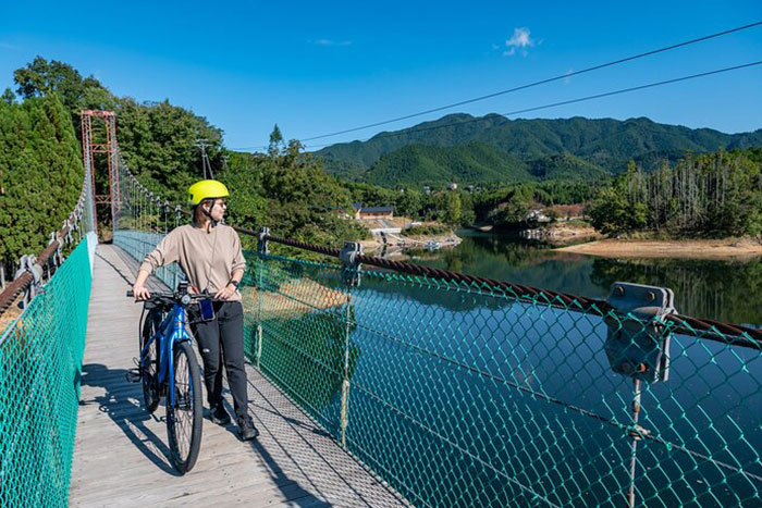 Explore Nature in Yoshino with e-Bike Tour