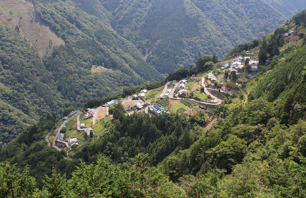 日本のチロル「分杭峠」と下栗の里