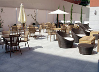 ECO ALCALA SUITES テラス